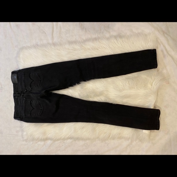 LEVIS - Picture 4 of 6